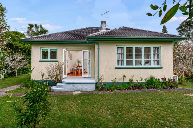 627 Grey Street Hamilton East_20