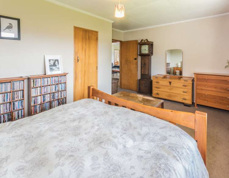 98 Main Road Luggate_9