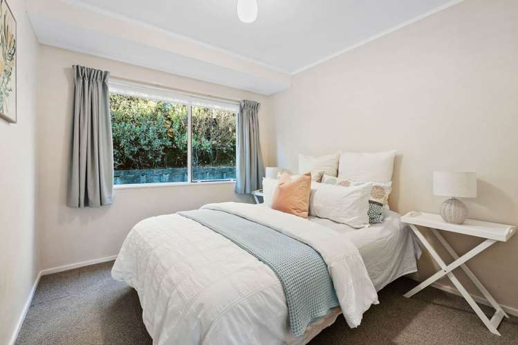 299B Glengarry Road Glen Eden_12