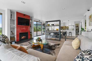 3/398 Luck At Last Road_4