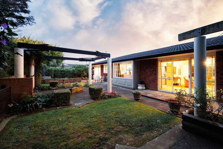 7 Woodfield Avenue Roslyn_35