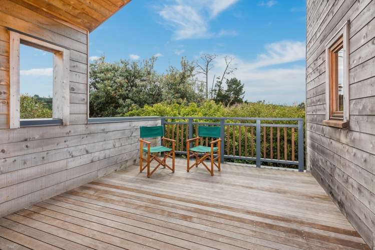 24 Crocombe Crescent Beach Haven_16