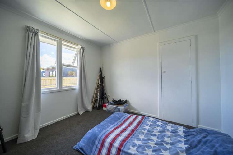 33 Moana Crescent Te Anau_12