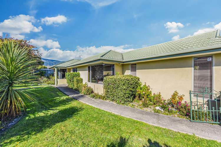 91 Aldinga Avenue Stoke_19