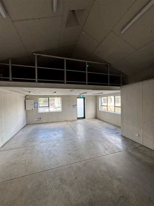 16 Shakespeare Avenue Trentham_4