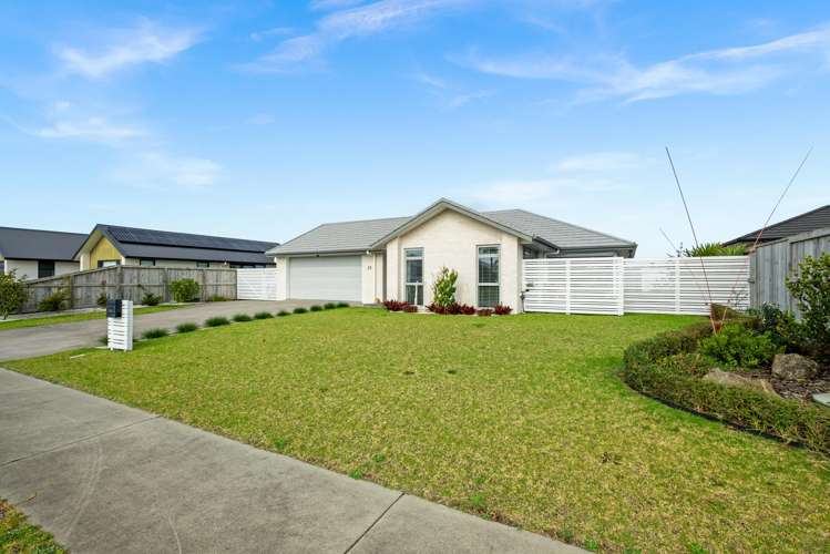 29 Saint Michael Crescent One Tree Point_29