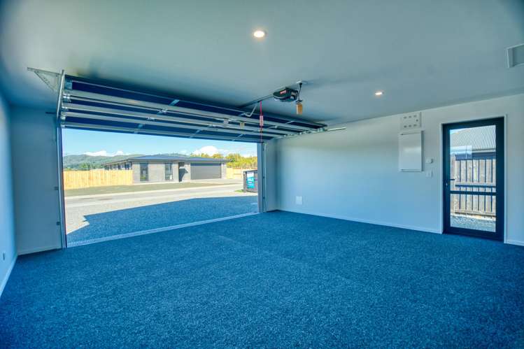 11A Hinau Crescent Kaiata_20