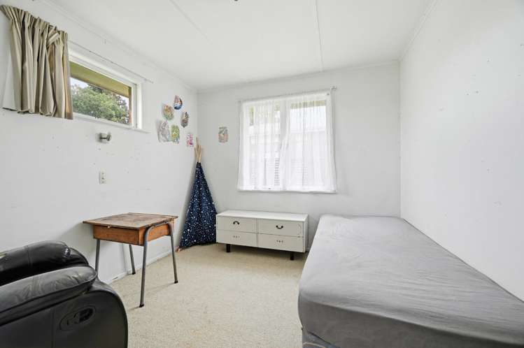 154 Clayton Road Mangakakahi_20