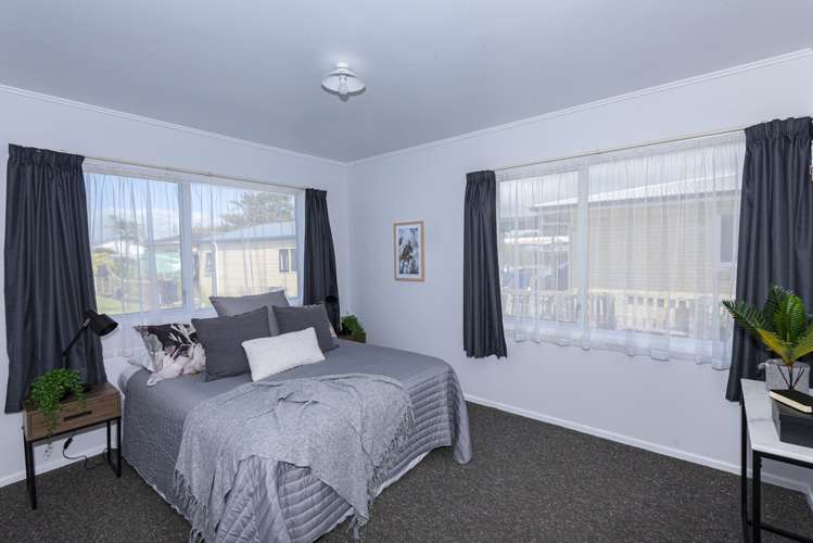 18 Meadow Park Crescent Tikipunga_9