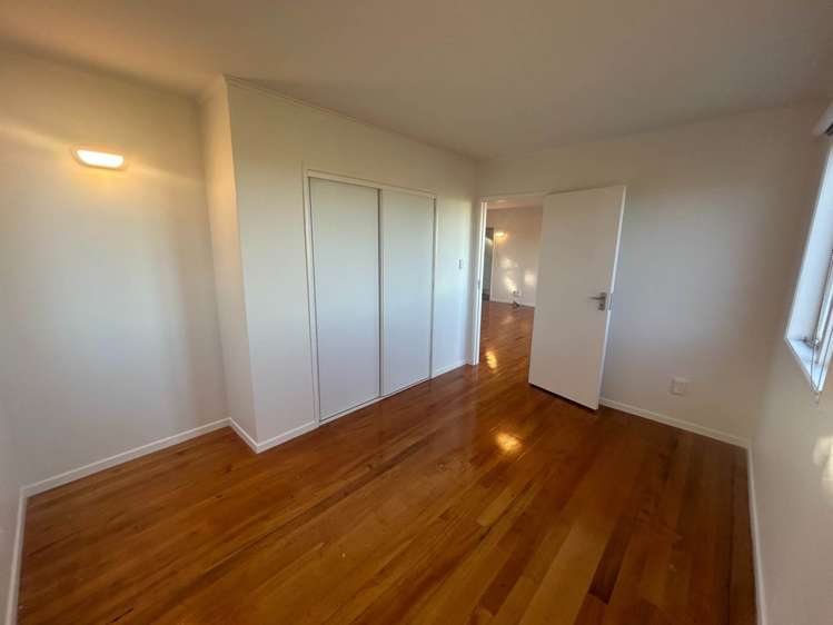 19 Jellicoe Road Murrays Bay_7