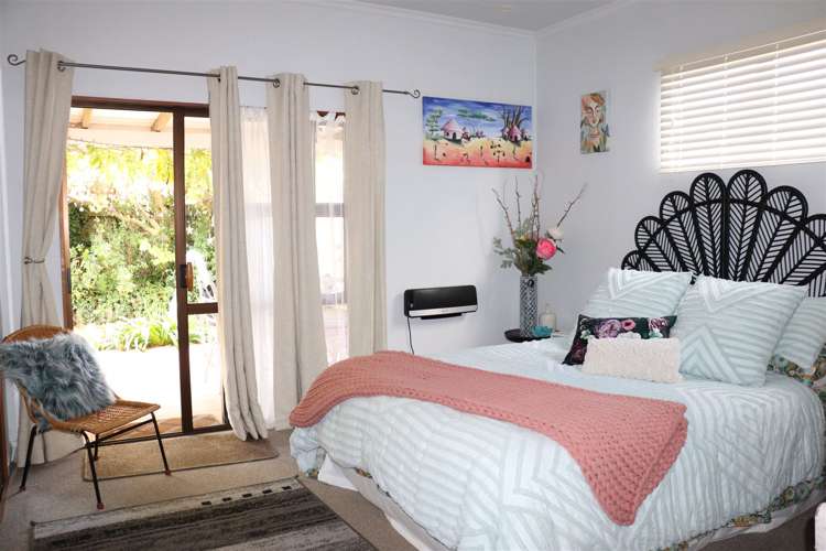 8 Goodger Street Waipukurau and Surrounds_11