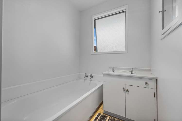 1/50 Clydesdale Street Woolston_7