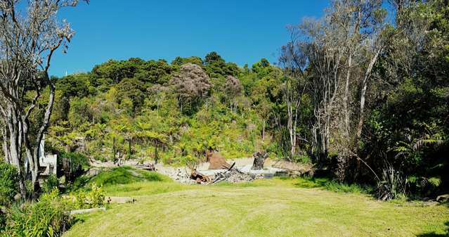 14 Hunterville Road Waiheke Island_2