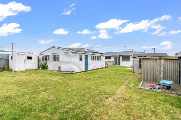 52 Edinburgh Crescent Waikiwi_17
