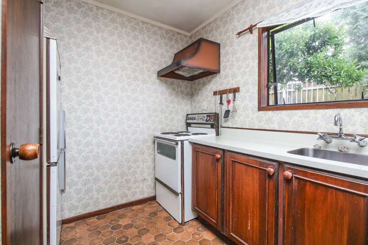 58 Kiwi Esplanade Mangere Bridge_6