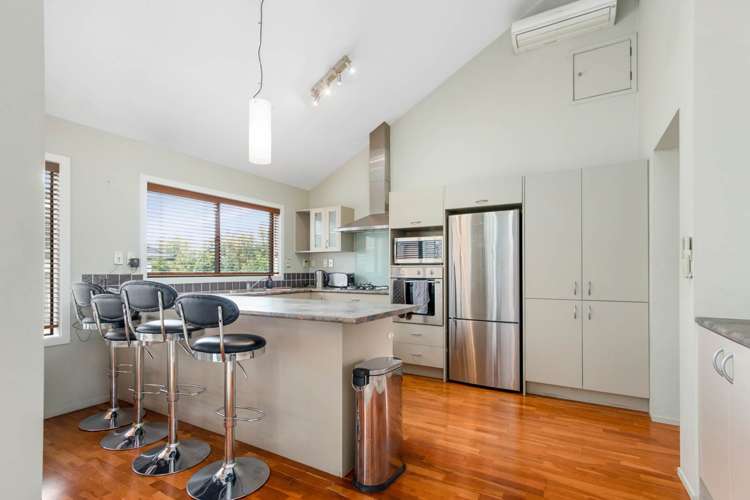 36 Wainui Avenue Point Chevalier_6