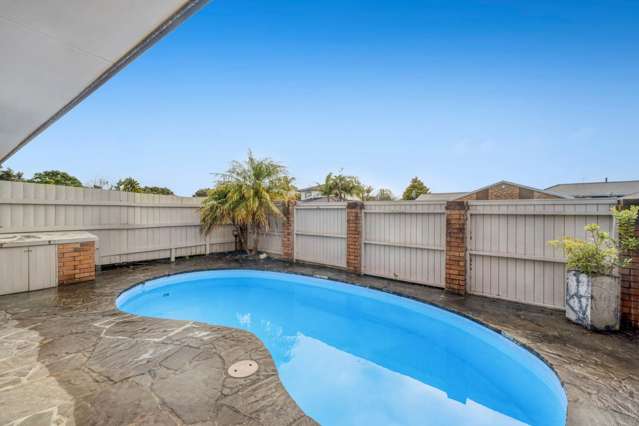 2/113 Wiseley Road West Harbour_3