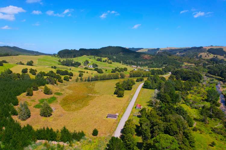 137 Opouteke Road Dargaville Surrounds_10