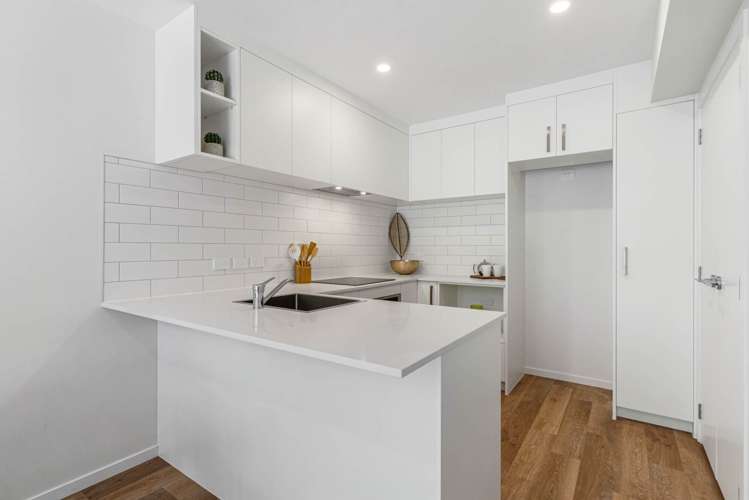 40 Tokai Place Glen Eden_4