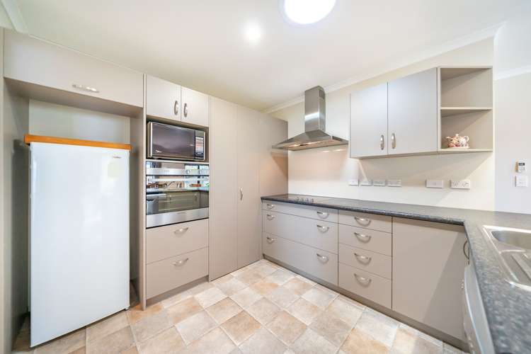 34 King Charles Drive Kingsley Heights_4