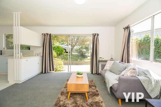 16A Glen Alton Avenue Paparangi_3