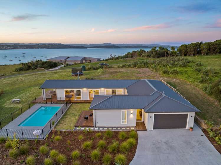 6 Kohatu Roa Way Mahurangi East_42