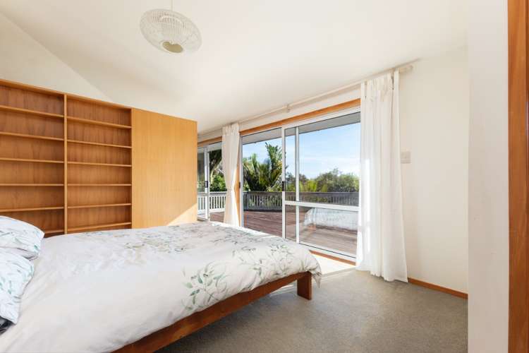 119 Seaview Road Piha_12