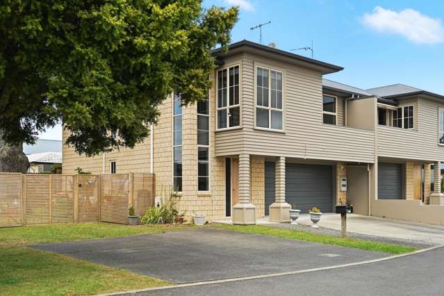 Stylish Living, Smart Buying