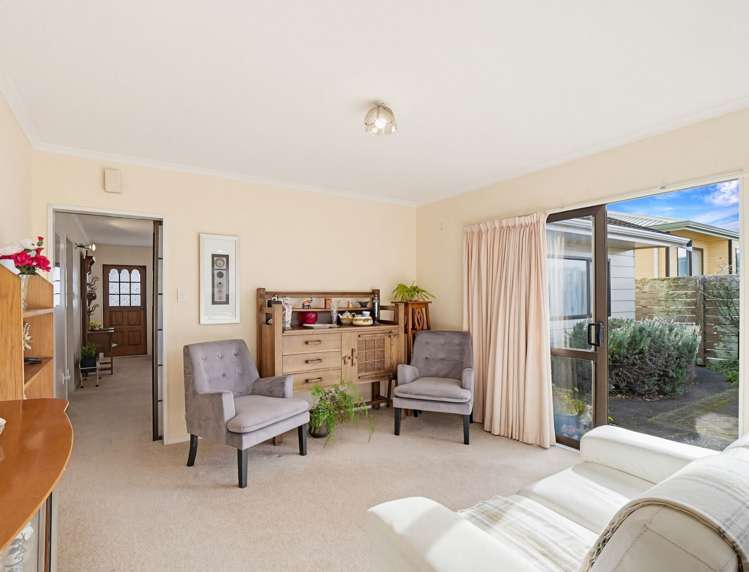 10 Downes Avenue Springvale_16