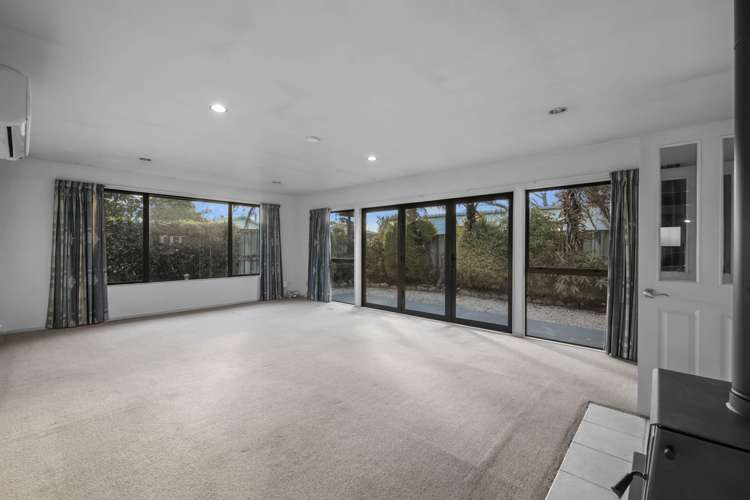 146 Charles Street Blenheim_10