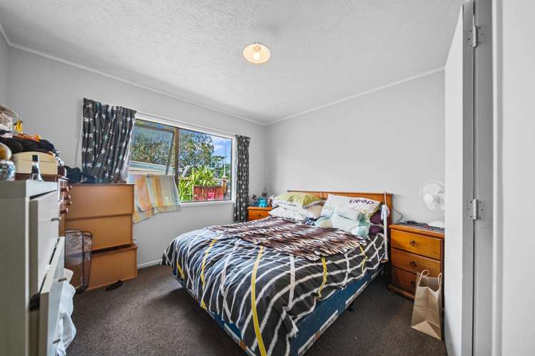 2/397 Roscommon Road Clendon Park_8