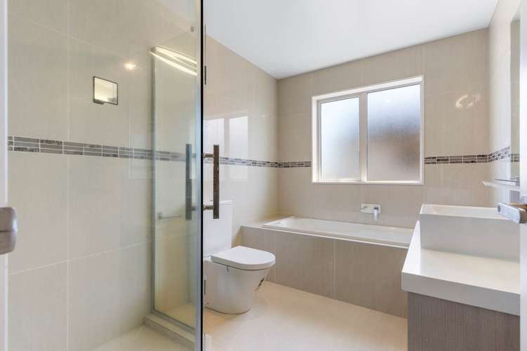 10 Rosewell Crescent Flat Bush_19