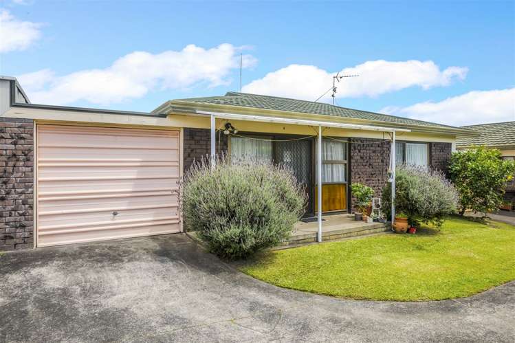 2/8 Prictor Street Papakura_10