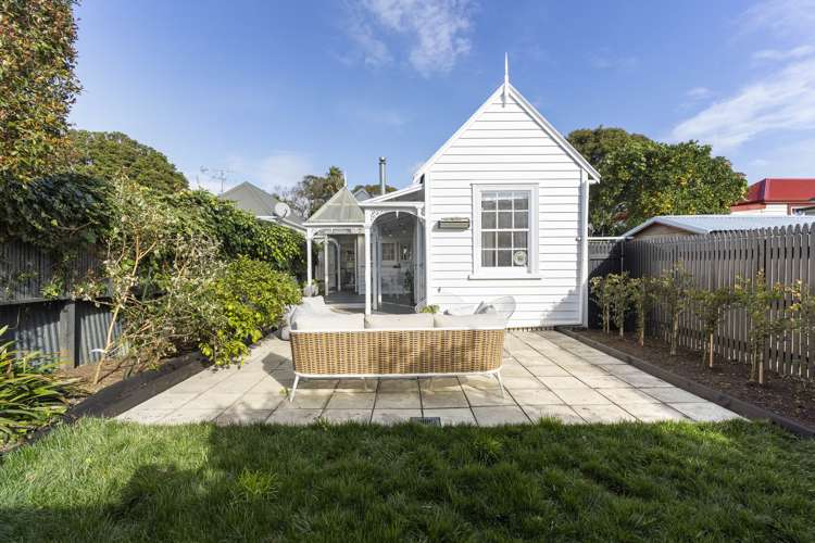 2 Mount Saint John Avenue Epsom_19