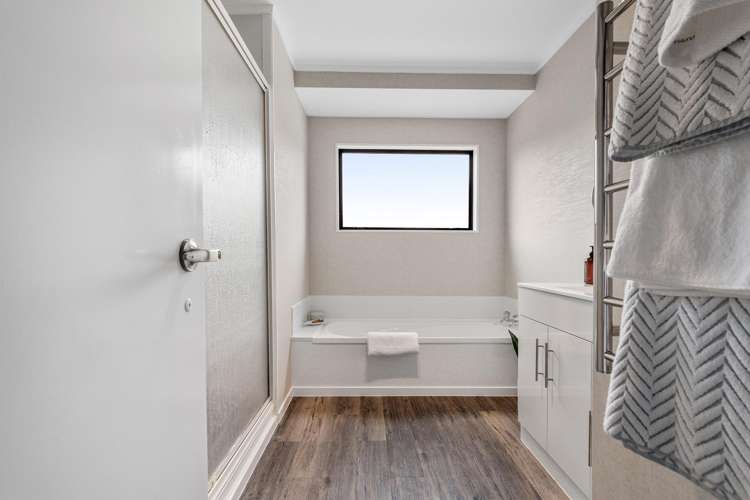 45A Pemberton Crescent Greerton_15