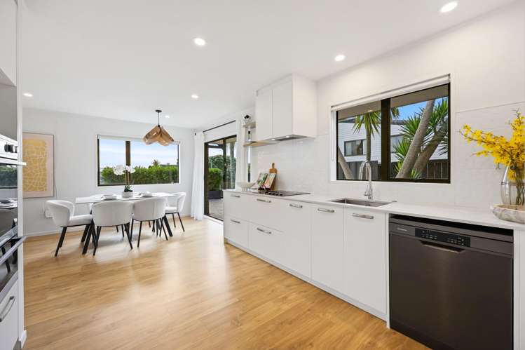 20 Dalwhinnie Parade Highland Park_9