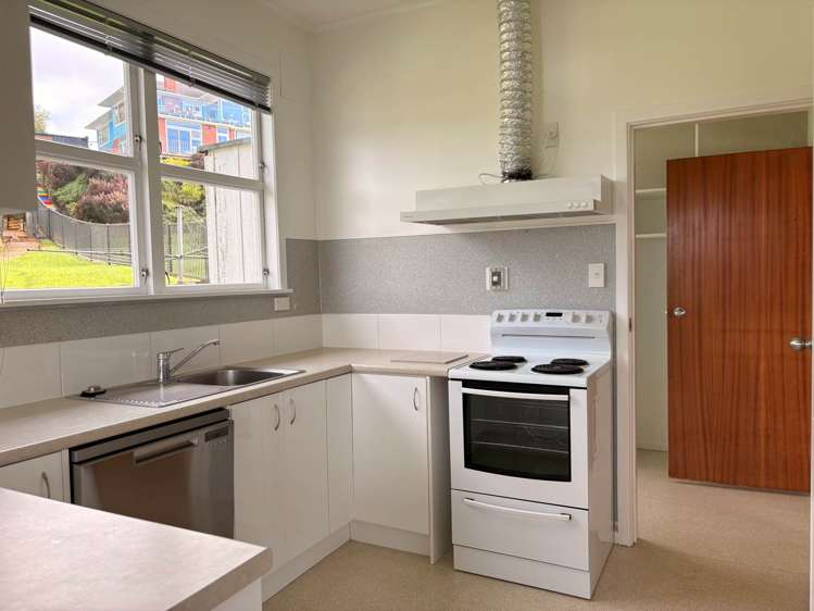 5 Viking Avenue Hillsborough_3