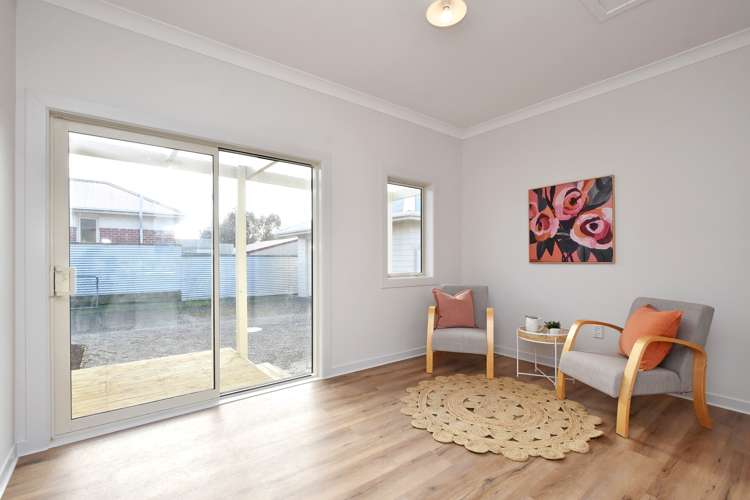 26 Dyson Street Strathern_16