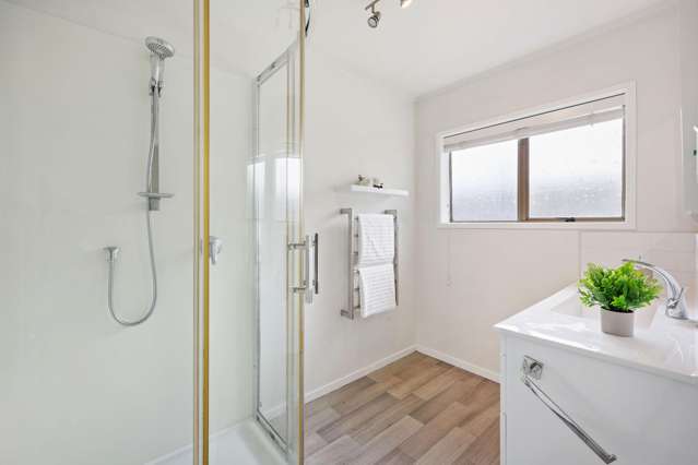 2/27 Matuhi Rise Henderson_4