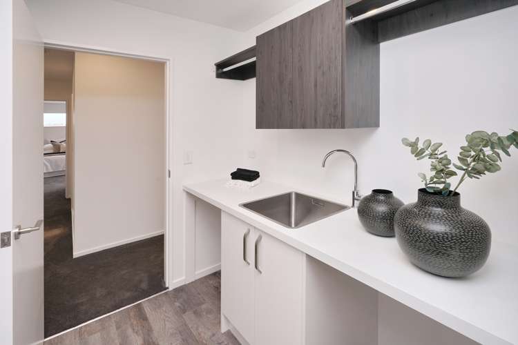 33 Monte Crescent Lincoln_17