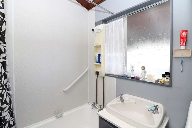 3/246 Crinan Street Appleby_10