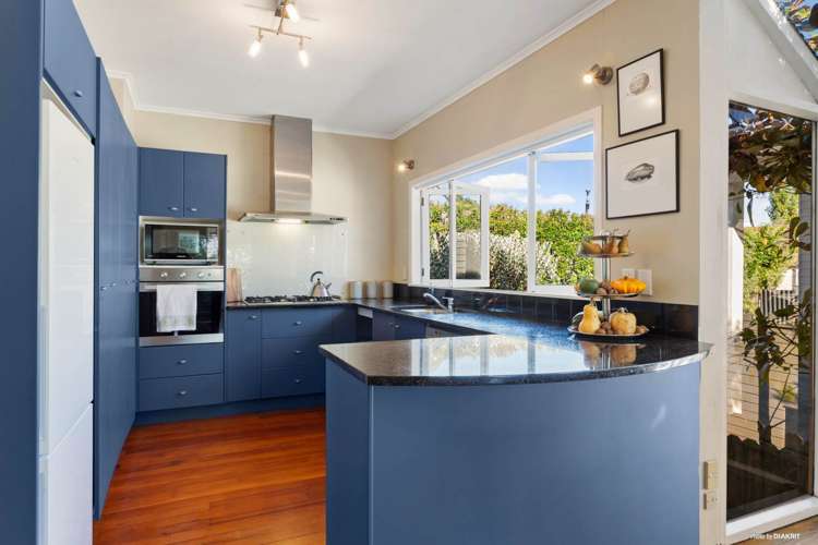 3 Holland Road Hillcrest_17