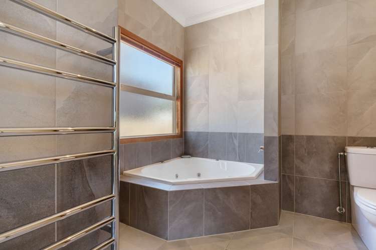 22 Mauritius Key Papamoa_6