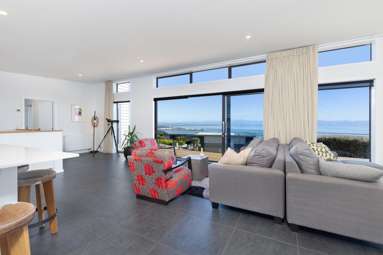 3 Lighthouse View_3