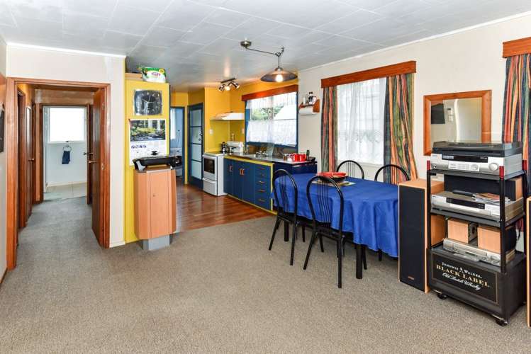 15 Bluewater Place Wattle Downs_11