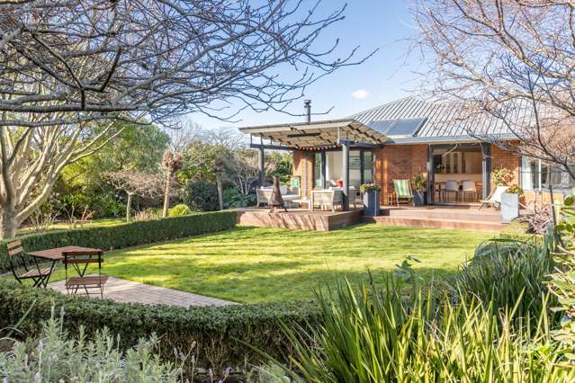 11a Bowling Road Greenmeadows_1