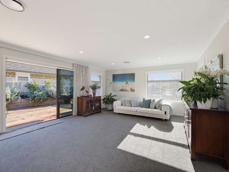 48 Alpers Ridge Leamington_13