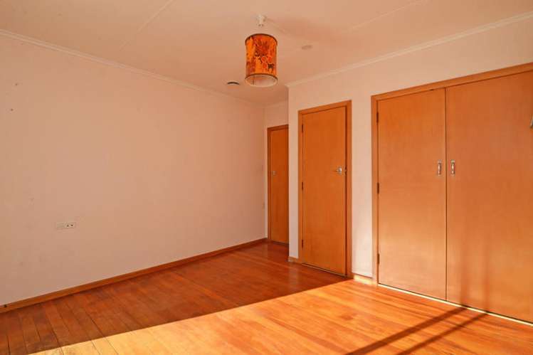 14 De Val Drive Titirangi_8