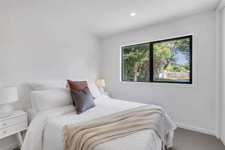 300 Two Chain Road Burnham_12