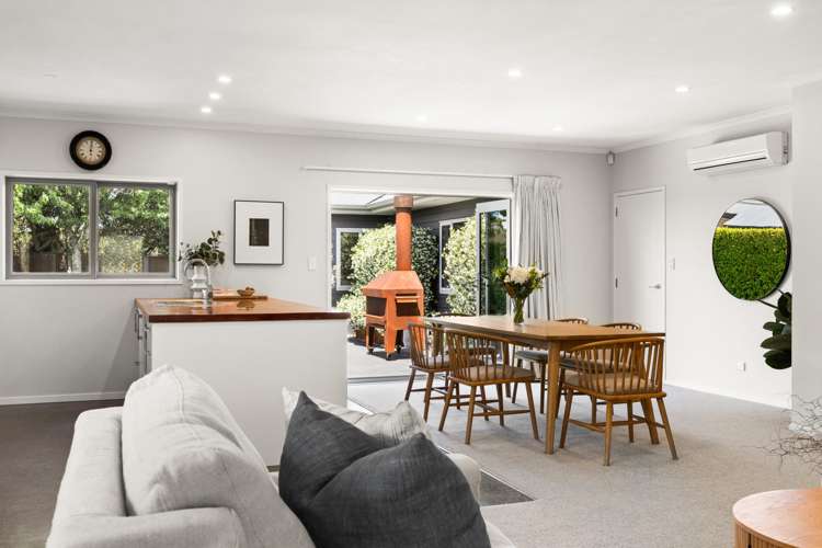 4 Donald Place Frimley_12